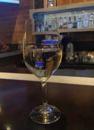Vilken typ av kyl använder bartender på hotell?